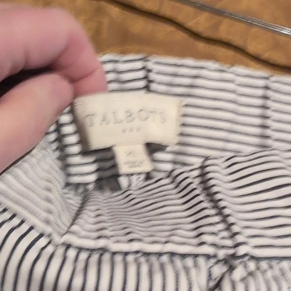 Talbot's Outlet Cropped Pants, XL - Picture 2 of 7